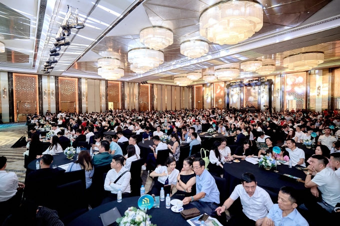 Tổ hợp căn hộ Sun Centro Town thuộc đại đô thị Sun Elite City thu hút đông đảo nhà đầu tư tại sự kiện ra mắt hôm 3/8. Ảnh: Ánh Dương