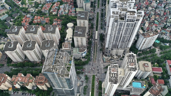 dji-0400-jpg-jpeg-1754495074-1-4262-8388-1754496162 Một dãy tòa chung cư cũ ở trung tâm Hà Nội. Ảnh: Ngọc Thành